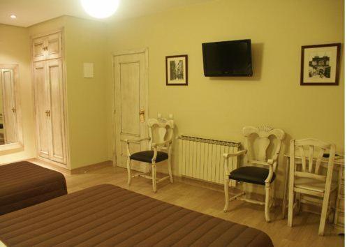 Hostal-Cafe Gutgreco Sonseca Oda fotoğraf